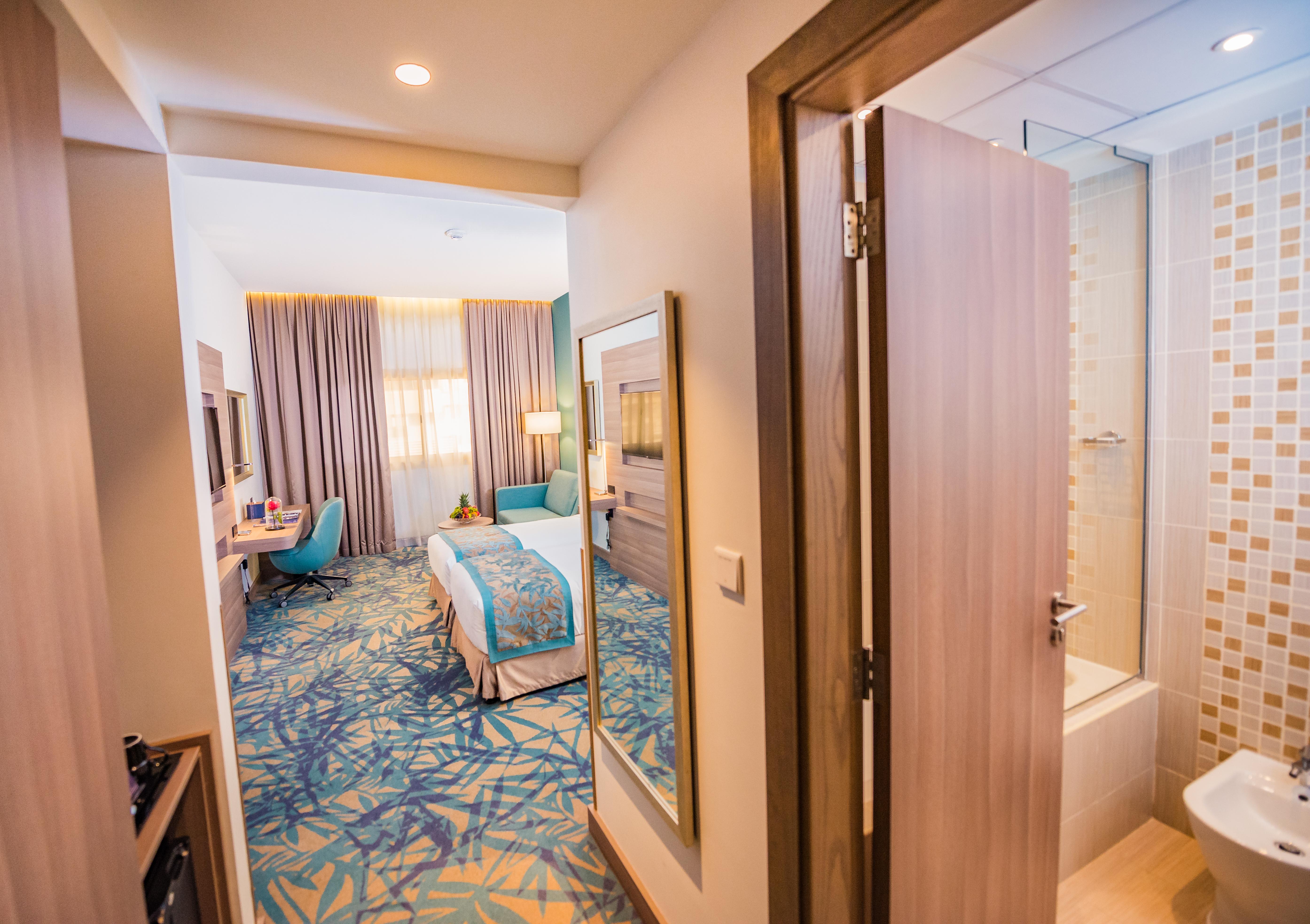 Mena Plaza Albarsha Hotel 4*